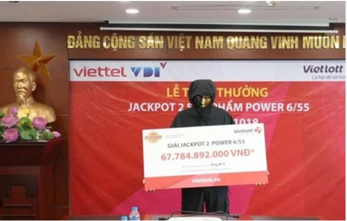 Người đàn ông trúng Vietlott gần 68 tỷ nhưng không biết vì mải nhậu