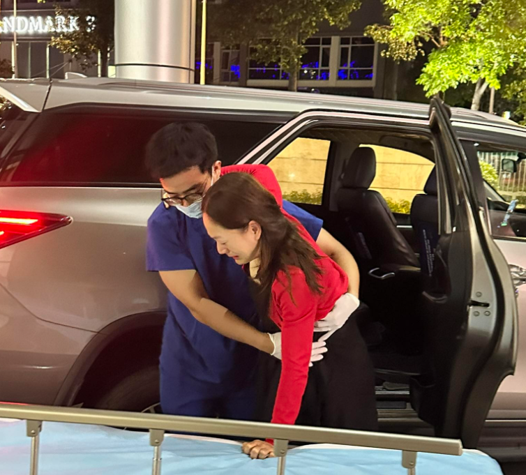 Diễn viên Lan Phương gặp vấn đề sức khoẻ nghiêm trọng