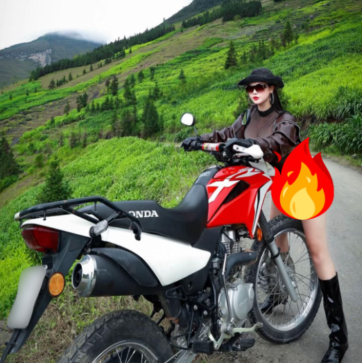 Cô gái chụp ảnh phản cảm ở Hà Giang khiến nhiều người phẫn nộ