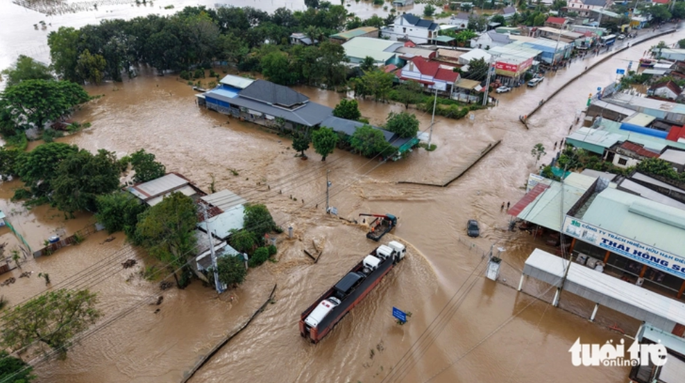 Ban hành lệnh sơ tán dân khỏi vùng ngập sâu do mưa lũ tại Bình Thuận cũ